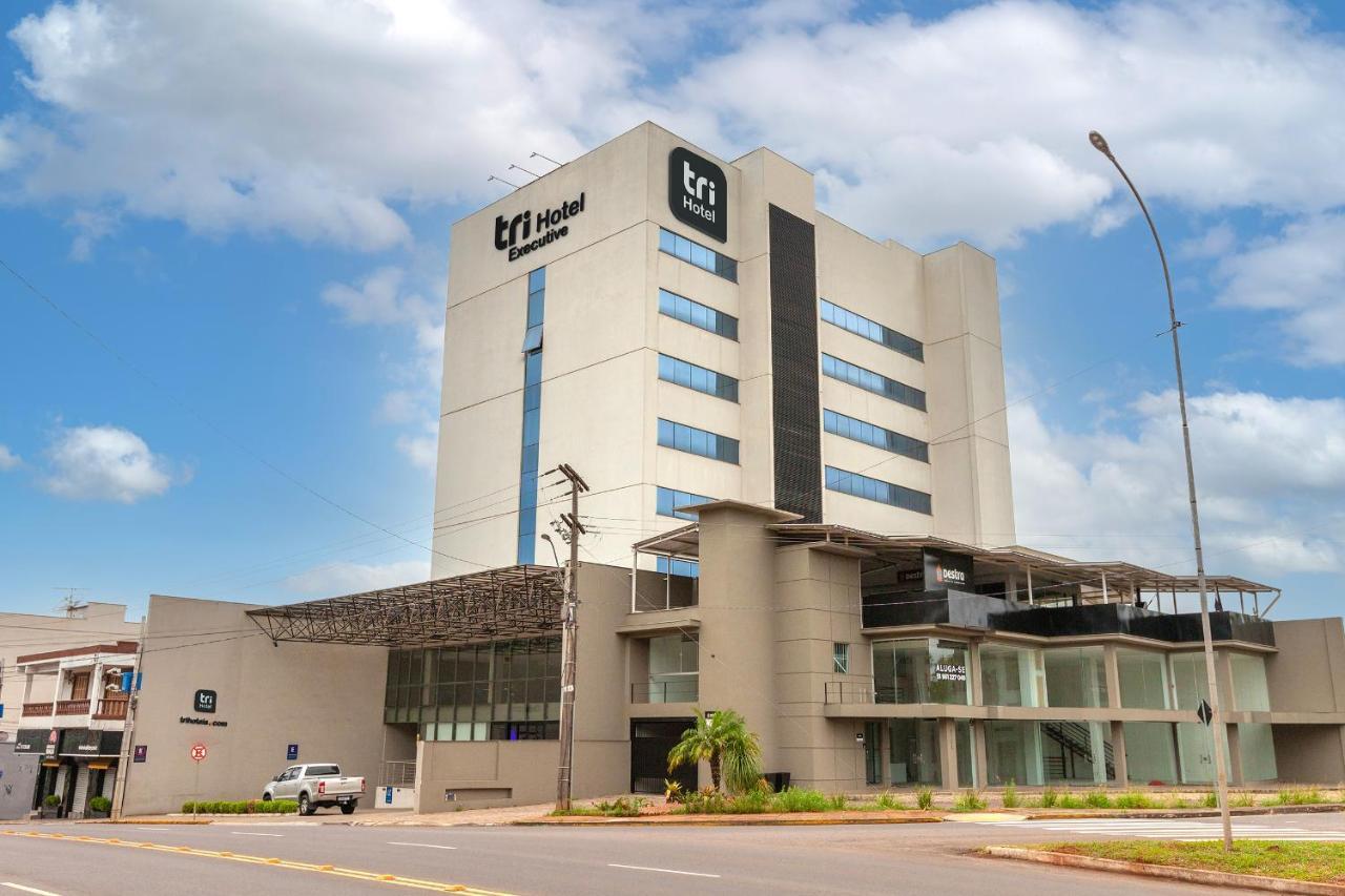 Tri Hotel Executive Lajeado Exterior foto